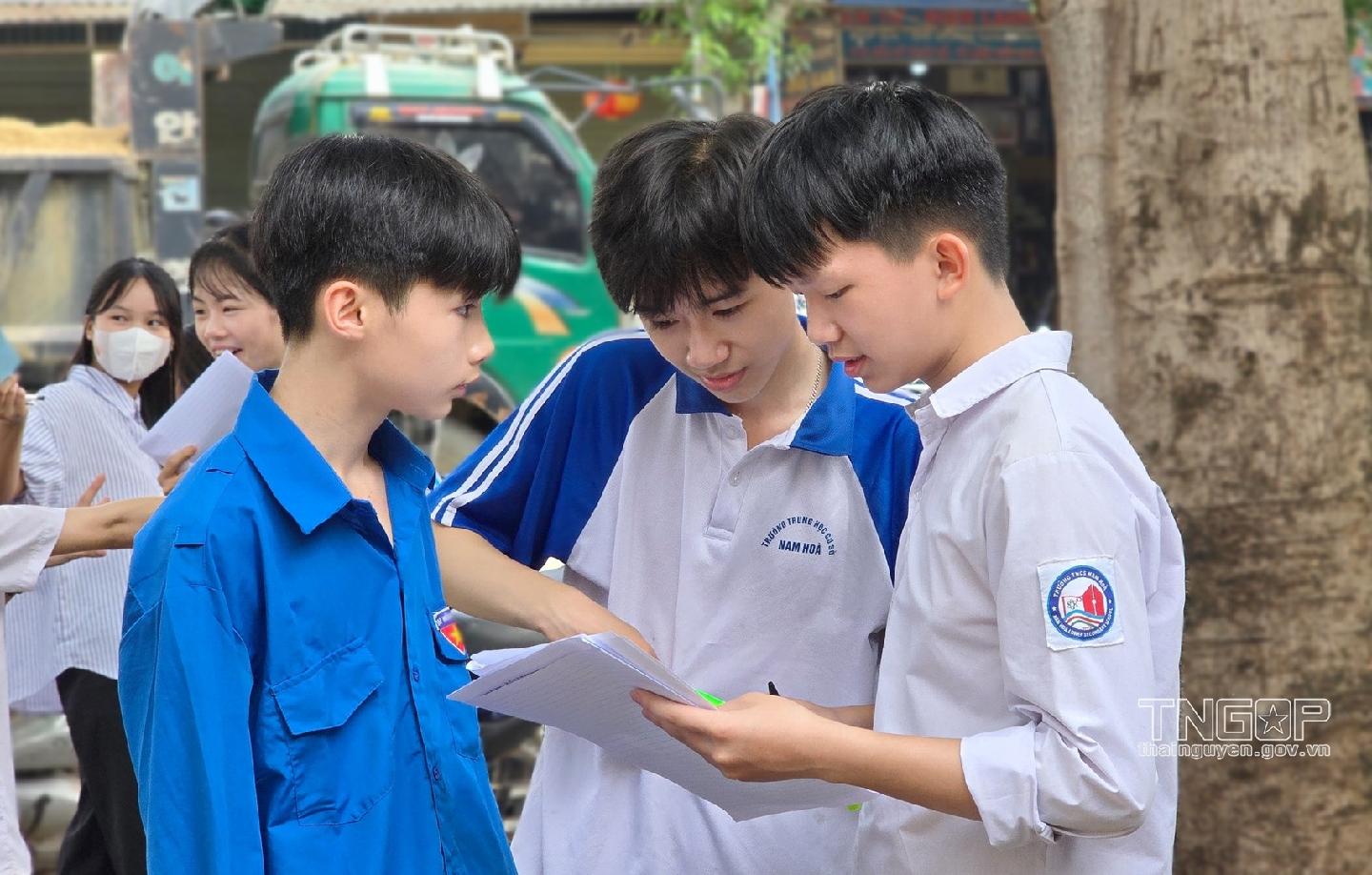 Kỳ thi tuyển sinh vào lớp 10 THPT năm học 2025 - 2026 tại Thái Nguyên diễn ra an toàn, đúng quy chế